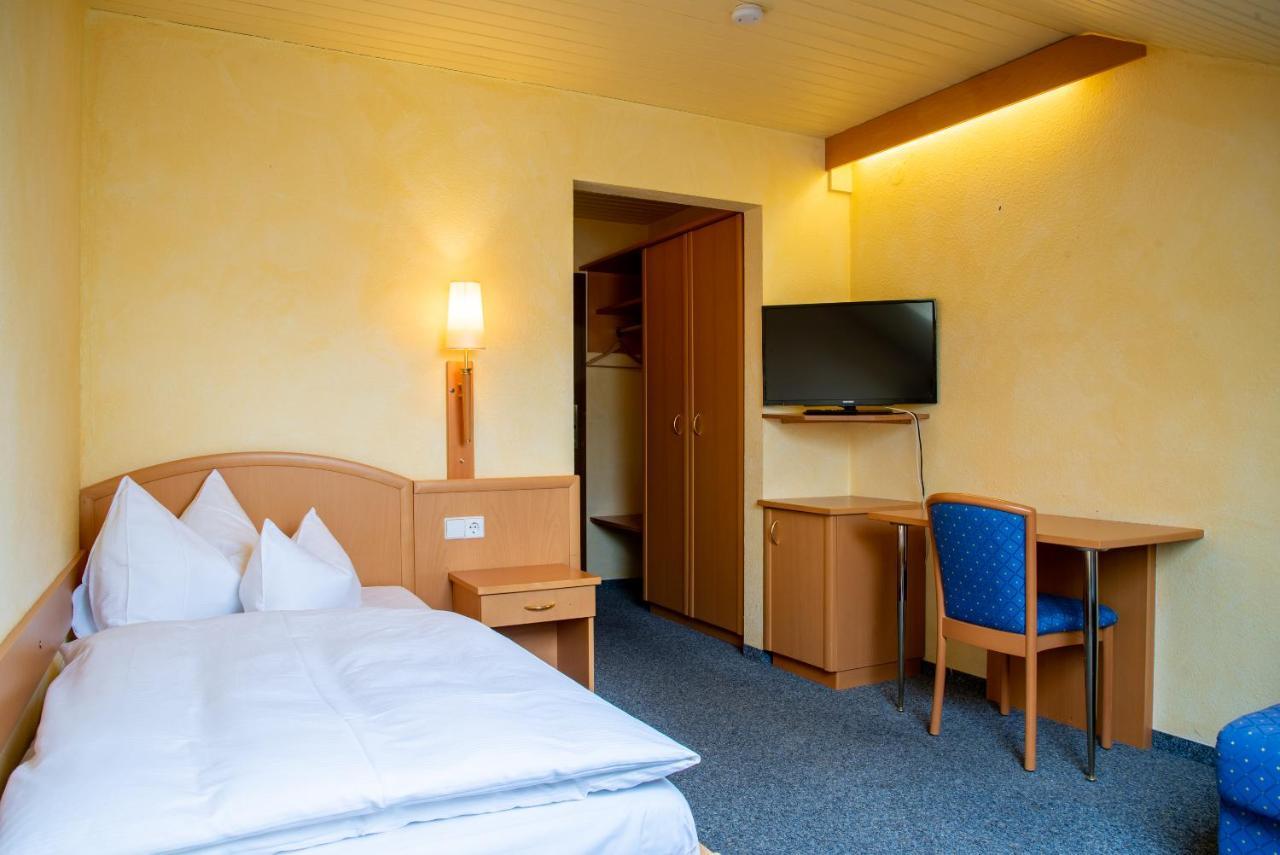 Hotel & Restaurant Post Laichingen Exterior photo