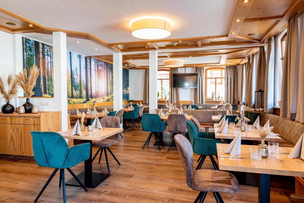 Hotel & Restaurant Post Laichingen Exterior photo